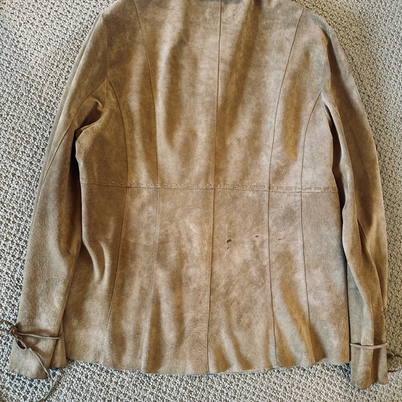 Suede Jacket and Skirt Set - Picture 6 of 9